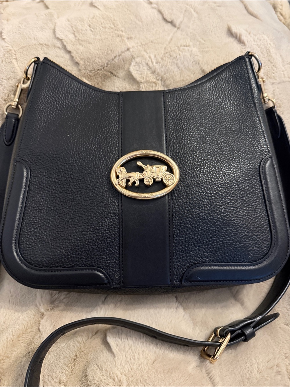 Coach Black Leather Shoulder Bag with Gold Carriage Medallion - Picture 1 of 10